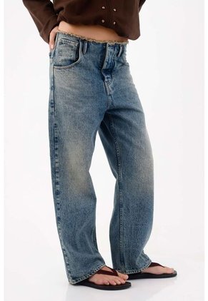 Tennis Jeans Recto En Denim Con Efecto Vintage Difuminado Para Mujer