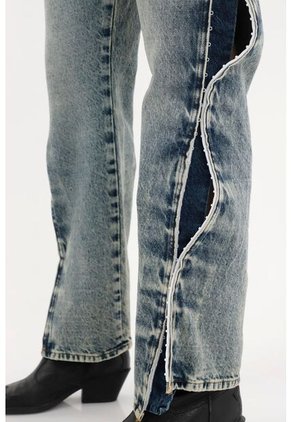 Tennis Jean Recto Con Aberturas Y Abrochaduras Laterales Para Mujer