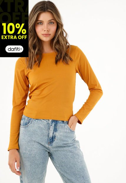 Camiseta Amarilla Con Detalle Cut Out Para Mujer