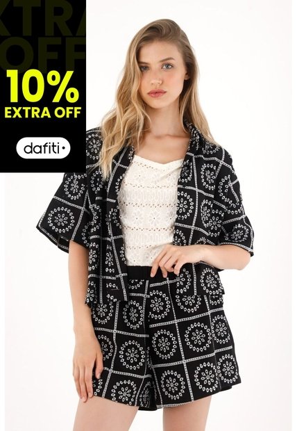 Tennis Camisa En Tela Bordada Negra Para Mujer
