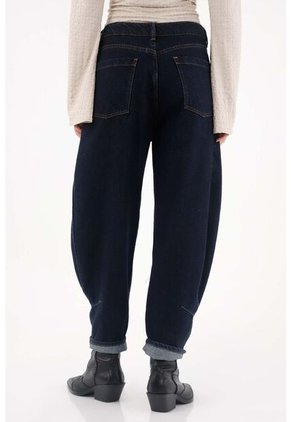 Tennis Jean Slouchy Con Prense Decorativo Azul Para Mujer