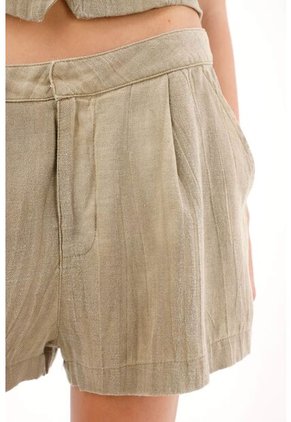 Short De Tiro Alto Con Prenses Café Para Mujer