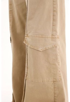 Pantalón Cargo Café De Silueta Amplia Para Mujer