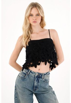 Tennis Camisa Crop Con Bordado De Flores Negra Para Mujer