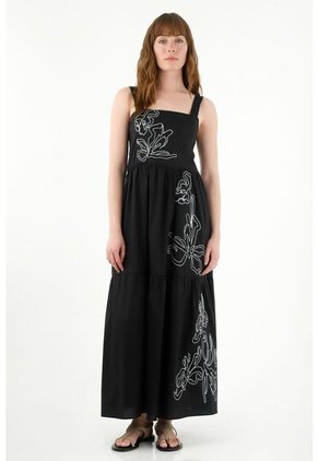 Tennis Vestido Amplio De Tiras Con Bordado Para Mujer