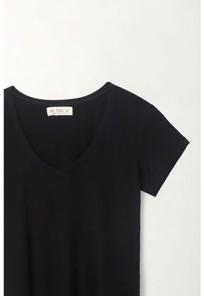 Tennis Camiseta Negra Cuello V Para Mujer