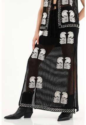 Tennis Falda Larga Con Bordados Negra Para Mujer