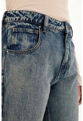 Tennis Jean Recto Tiro Bajo Azul Oscuro Para Mujer