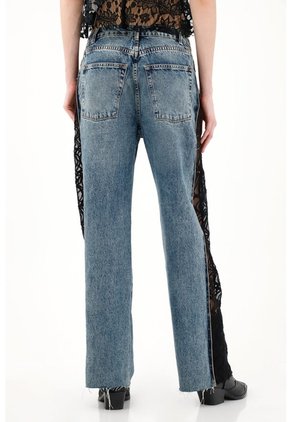 Tennis Jean Wide Leg Con Encaje En Contraste Para Mujer