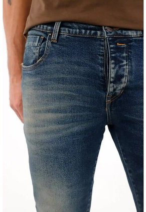 Tennis Jean Skinny Con Desgastes Azul Para Hombre