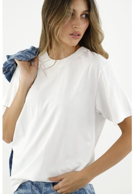 roble Contemporáneo Decaer Camiseta Blanca Cuello Redondo Para Mujer - Compra Ahora | Dafiti Colombia