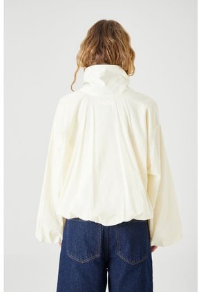 Tennis Camisa Oversize Con Cuello Alto Abotonado En Algodón Crema Para Mujer