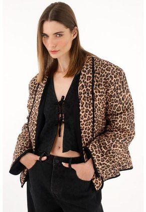 Abrigo Estampado Animal Print Para Mujer