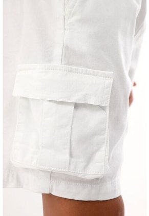 Bermuda Blanca Tipo Cargo Para Niño