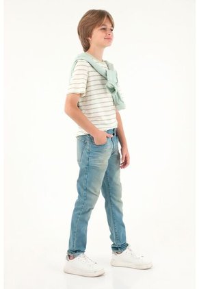 Jean Slim Tono Claro Con Roto Para Niño