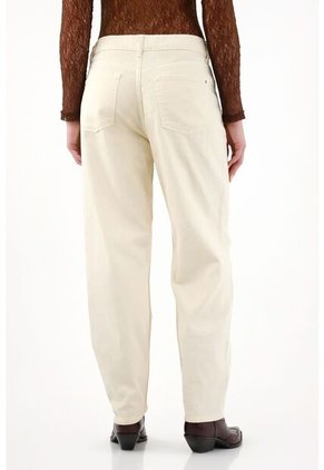 Jean Balloon Efecto Cuero Con Parches Para Mujer