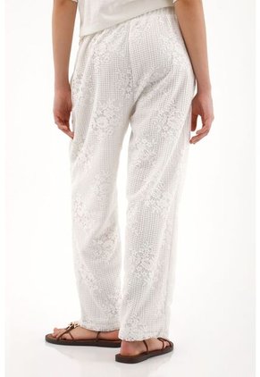 Tennis Pantalón Recto En Tela Bordada Crudo Para Mujer