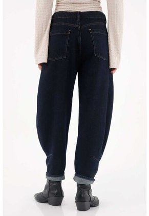 Tennis Jean Slouchy Con Prense Decorativo Azul Para Mujer