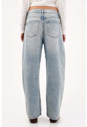 Tennis Jean Baggy Con Pierna Extra Amplia En Algodón Azul Claro Para Mujer
