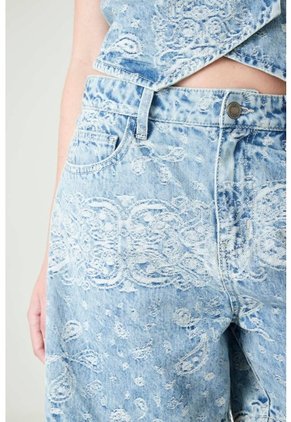 Tennis Bermuda Larga Estampada En Denim Para Mujer