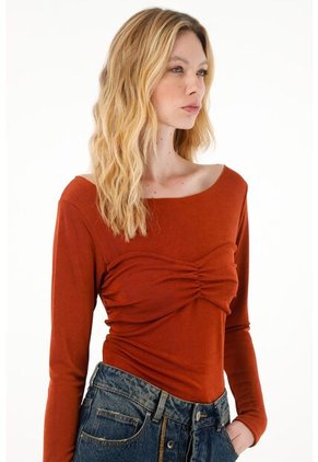 Camiseta Roja Manga Larga Para Mujer