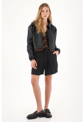 Tennis Short Tipo Sastre Negro Para Mujer