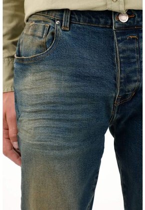 Tennis Jean Azul Tono Medio Skinny Para Hombre