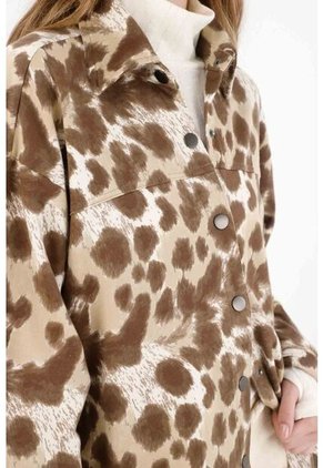 Tennis Buzo En Burda Con Estampado Animal Print Para Mujer