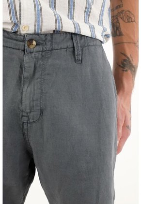 Tennis Bermuda Tipo Chino Gris Para Hombre