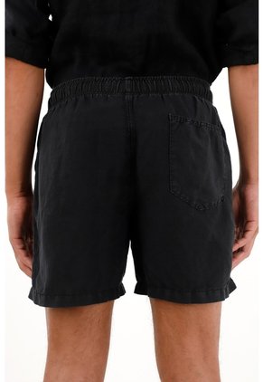 Tennis Bermuda Negra Con Bolsillos En Costados Para Hombre