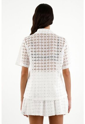 Tennis Camisa Blanca En Ojalillo Para Mujer