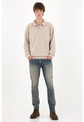 Tennis Buzo Fit Regular Con Textura En Beige Para Hombre