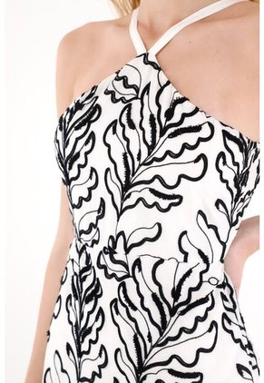 Tennis Vestido Con Boleros En Ruedo Crudo Para Mujer