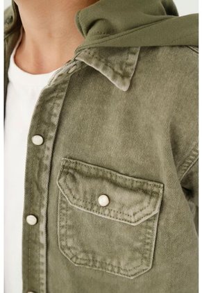 Camisa Tipo Chaqueta Verde Para Niño