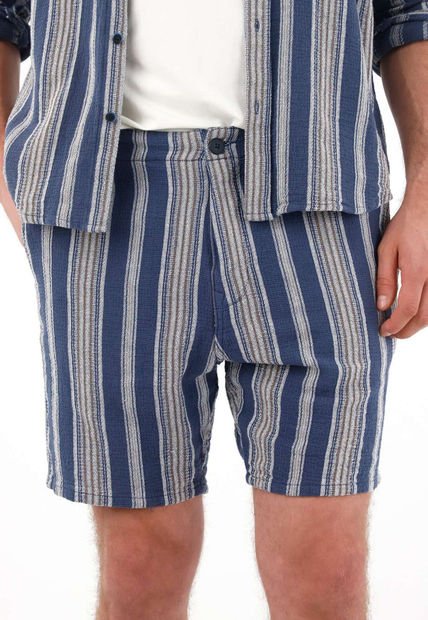 Bermuda Clásica De Diseño A Rayas Para Hombre