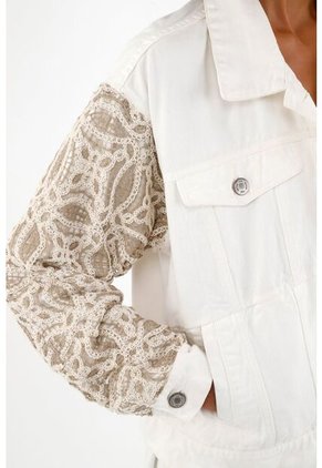 Chaqueta Crudo Con Detalles Tejidos Para Mujer