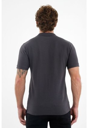 Polo Gris Con Raqueta Multicolor Para Hombre