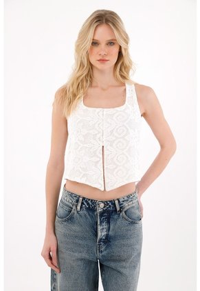 Camisa Tipo Chaleco En Tela Texturizada Crudo Para Mujer
