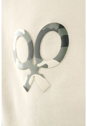 Buzo Verde Con Estampado Frontal De Raquetas Para Niño