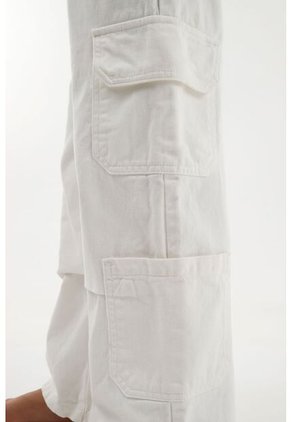 Pantalón Crudo Tipo Cargo Para Niña