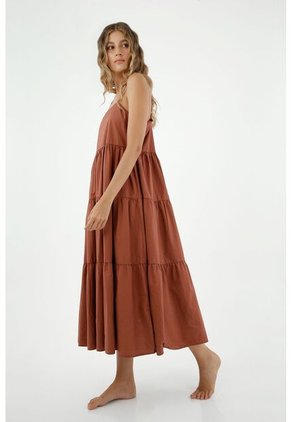 Vestido De Mujer, Diseño Midi Con Cuello Recto De Tiras, Con Cortes