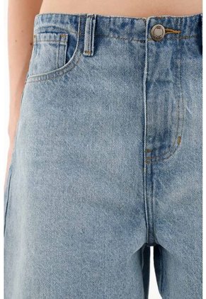 Bermuda Amplia De Tiro Caído Para Mujer