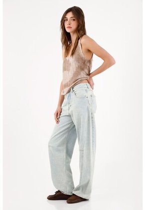 Tennis Jean Wide Leg Con Costuras Paneladas En Algodón Azul Claro Para Mujer