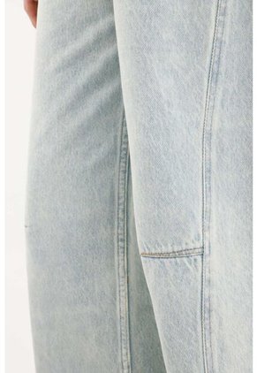 Tennis Jean Wide Leg Con Costuras Paneladas En Algodón Azul Claro Para Mujer