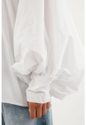 Camisa Blanca Con Manga Tipo Murciélago Para Mujer