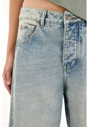 Tennis Jean Horseshoe De Tiro Bajo Con Efecto Vintage Para Mujer
