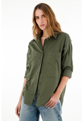 Camisa Verde Con Bolsillos Delanteros Para Mujer