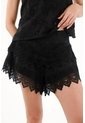 Tennis Bermuda Negra De Ojalillo Con Boleros Para Mujer de Tennis