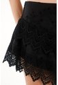 Tennis Bermuda Negra De Ojalillo Con Boleros Para Mujer de Tennis