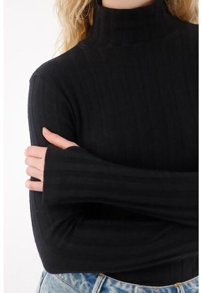 Tennis Camiseta Cuello Tortuga Con Acabado Ligero Para Mujer
